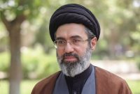 پیام رهبر انقلاب اسلامی به مناسبت روز کارگر و روز معلم
