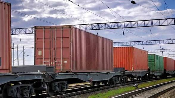 آغاز ساخت واگنهای حمل بنزین برای نخستینبار در کشور آغاز ساخت واگنهای حمل بنزین برای نخستینبار در کشور